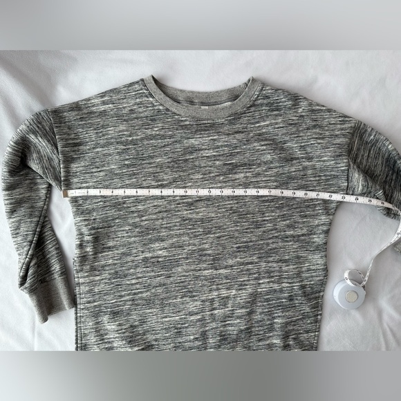 Latched Mama Deluxe Crewneck Nursing Maternity Sweater - XS/S - Picture 9 of 10